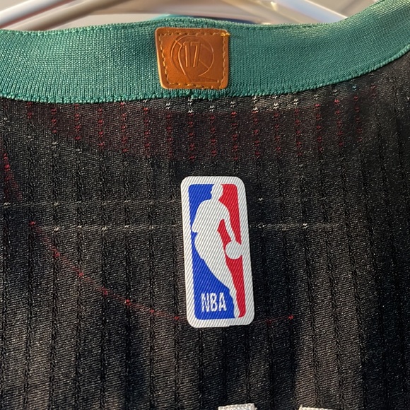 NIKE Gordon Hayward Boston Celtics NBA Dri Fit Jersey Black/Green-Large - Picture 4 of 5